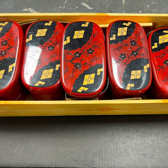 Set of 6 Traditional Japanese 2 Tier Bento Box Lunch Container, Made in Japan - Picture 1 of 7